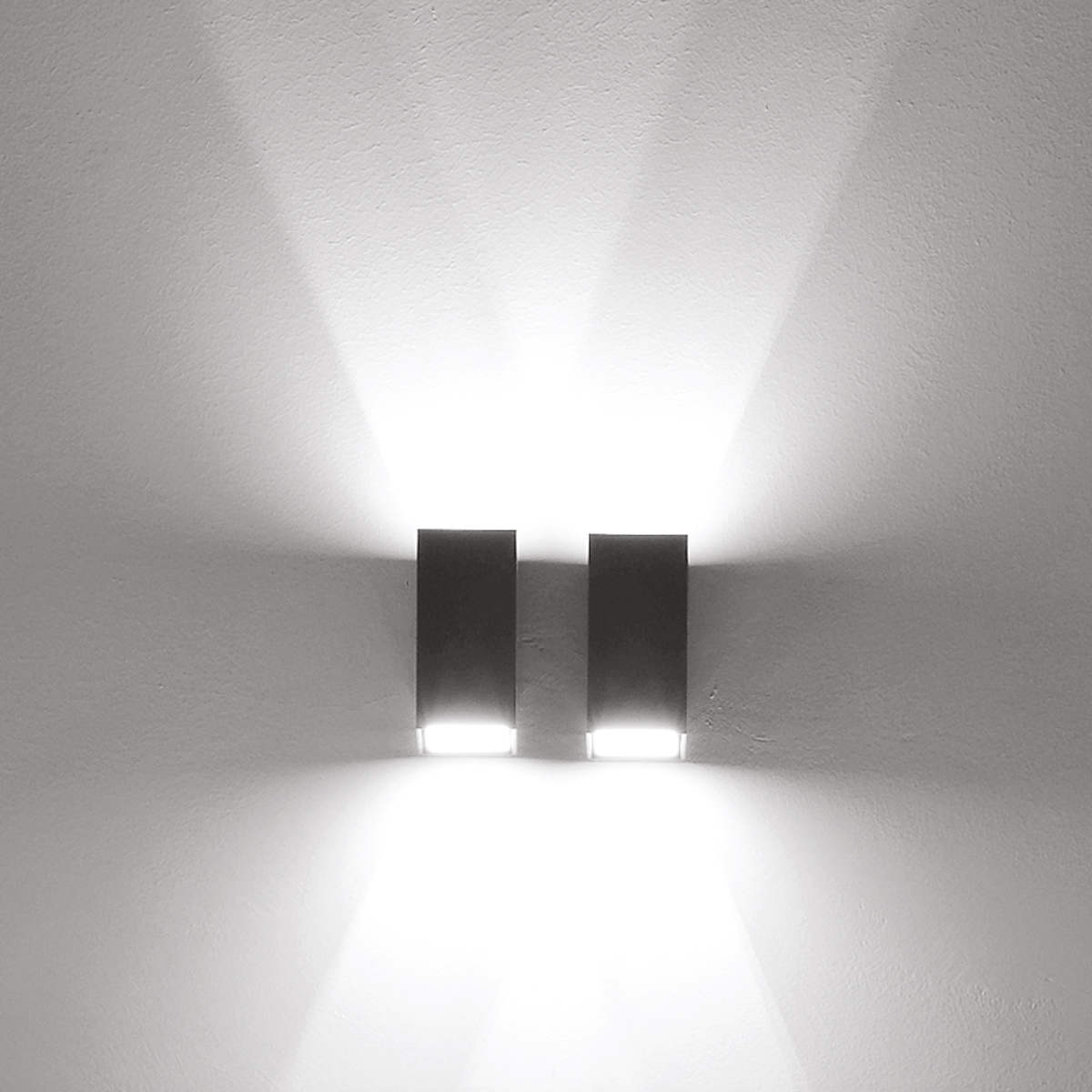 lampada-antizanzare-da-parete-con-luce-ultravioletta-per-montaggio-a-parete-o-soffitto-20w  – purlinebrand